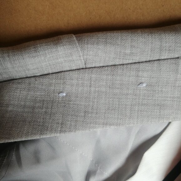 Ann Taylor light grey cropped cuffed ankle pants trousers 8 Petitr - Picture 13 of 15